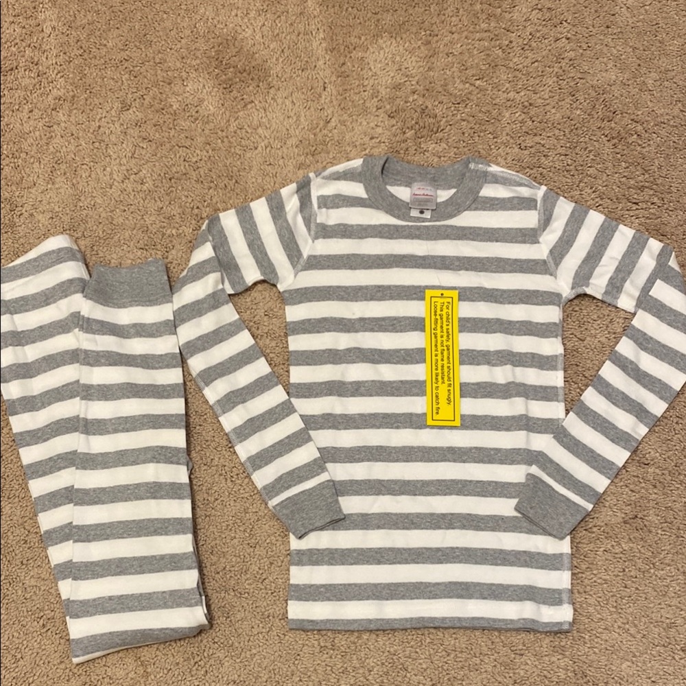 Hanna Andersson striped long sleeve pajama set size 10
